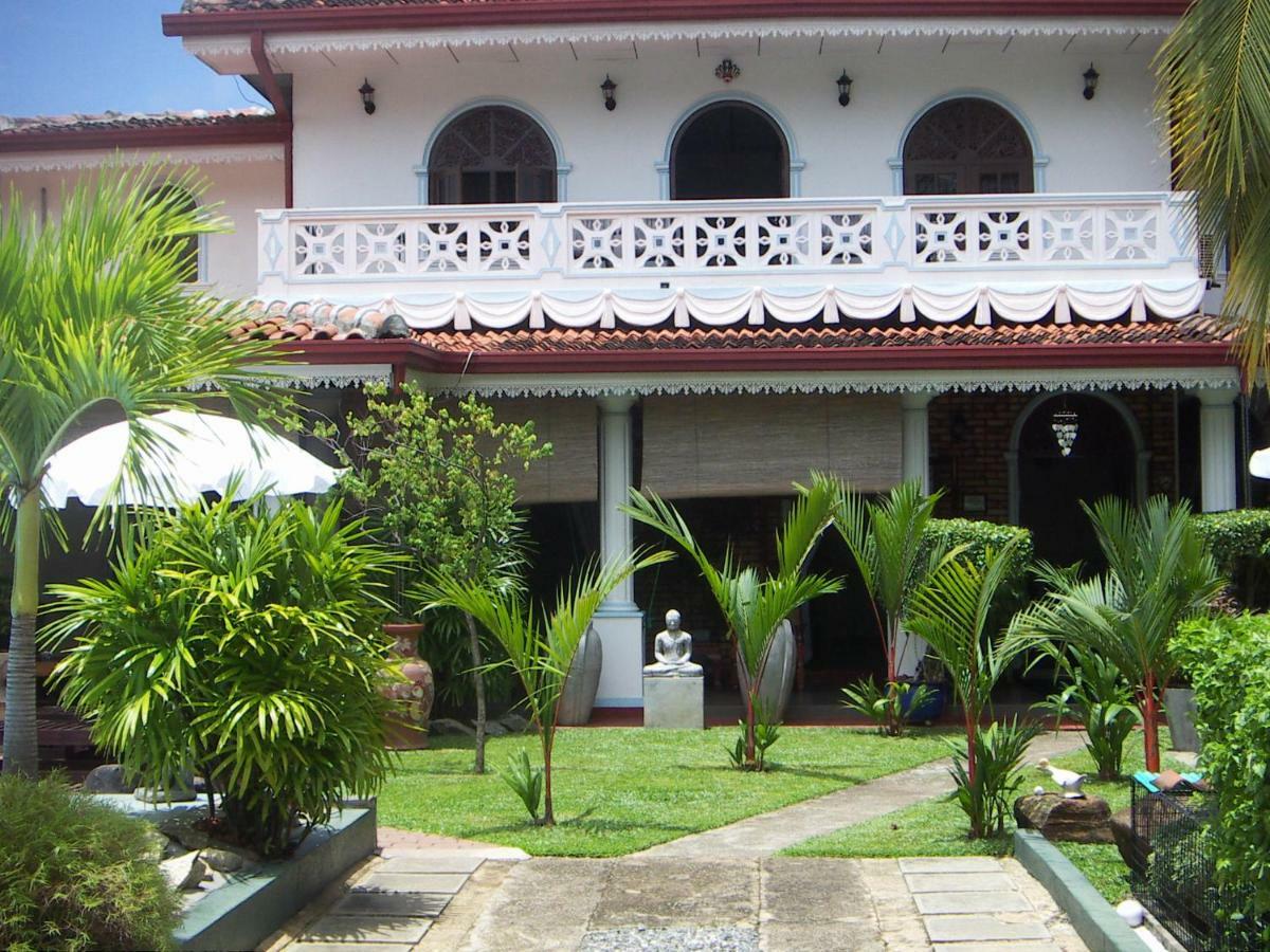 Ayubowan Pensión Negombo Exterior foto